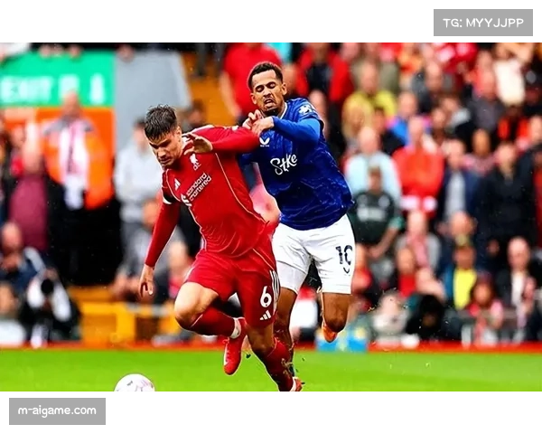 赫拉芬贝赫远射造幸运折射球，利物浦赛中花絮引全场欢呼